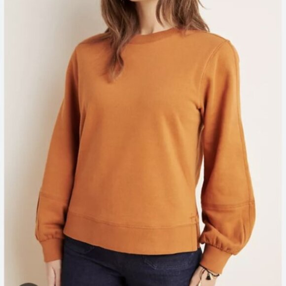 685. NWT Anthropologie Honey/Orange Bell Sleeve Knit Sweater Sweatshirt Size M - Picture 1 of 10